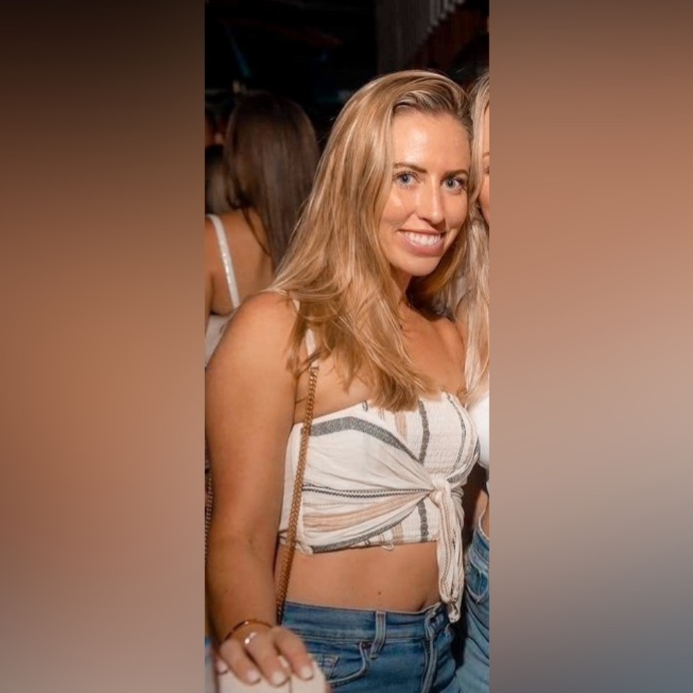 Cropped sleeveless top